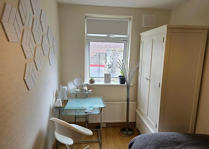 Nest. 홈스테이 *